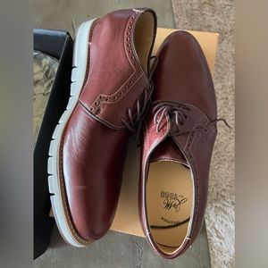 New Size 11 Men’s Johnston & Murphy Shoes